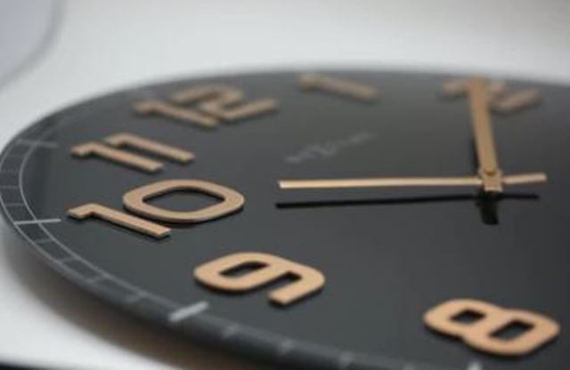 Sat zidni NeXtime 